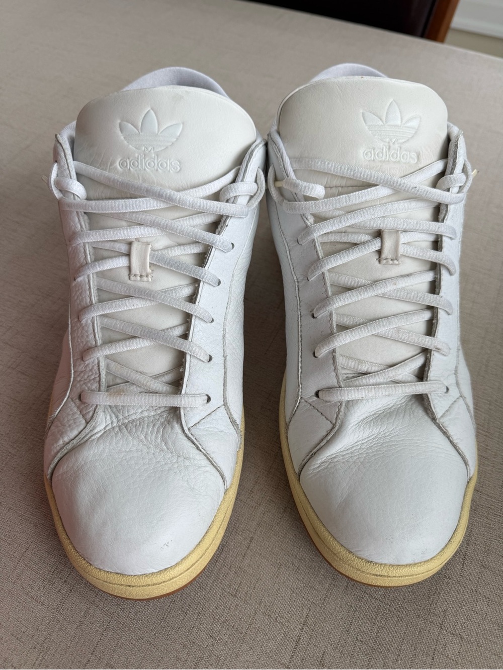 Vintage 2007 adidas original 675214 white leather trefoil mid top sneakers 13